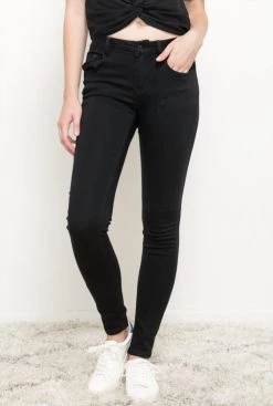 Mystree Stretchy Skinny Jeans in Black - women
