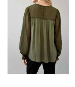 Mystree Lurex Contrast Satin Blouse in Olive - women -Weatherproof shop 1d096d4912ca4d3e84fc4f3d4a128d70 60142dfc 8e54 4801 88a6 96c91863b776 1080x