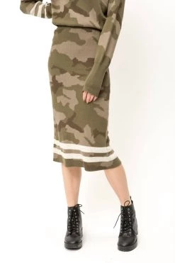 Mystree Sweater Skirt in Camo - women -Weatherproof shop 6ae6b75e4da7442cbc1cb47352a68a75 1080x