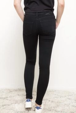 Mystree Stretchy Skinny Jeans in Black - women -Weatherproof shop 6d38bc10a9ae490f8722bcab90cbb6c1 1080x
