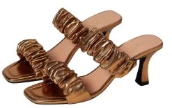 Seychelles Leeward Heeled Sandals in Gold Metallic( Bronze) - women