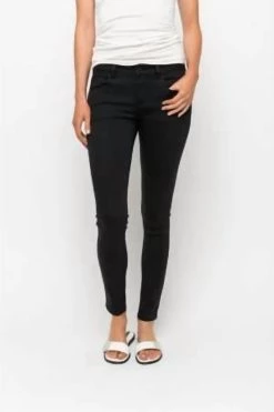 Mystree Stretchy Skinny Jeans in Black - women -Weatherproof shop 8a949b9fe0fa4448a1d9df8c91bdfd60 1080x