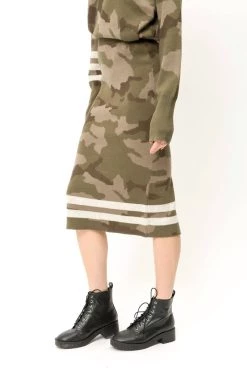 Mystree Sweater Skirt in Camo - women -Weatherproof shop 8bd80df0962f408da97842232bbe8449 1080x