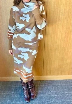 Mystree Raena Skirt Set in Multi - women