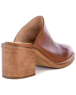 Seychelles Spur Of The Moment Leather Mule - women -Weatherproof shop a4f5abdcd0cf43469345c505d470da9a 1080x