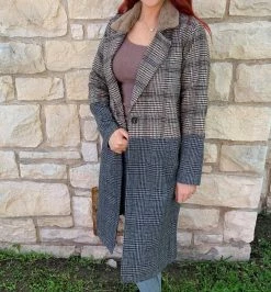 Mystree Plaid Fur Collar Coat in Taupe/Grey - women